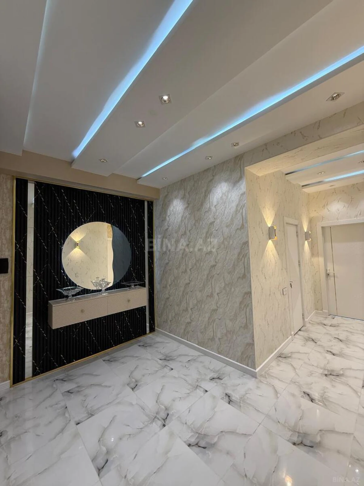 Satılır 3 otaqlı mənzil 117 m²