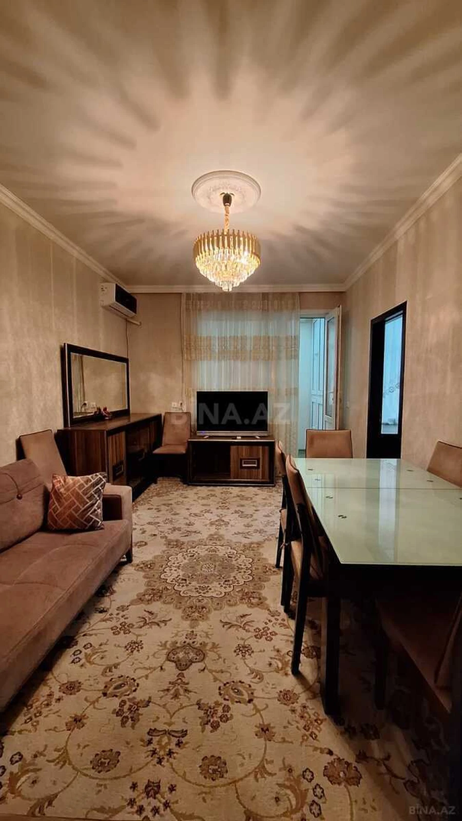 Satılır 2 otaqlı mənzil 74 m²