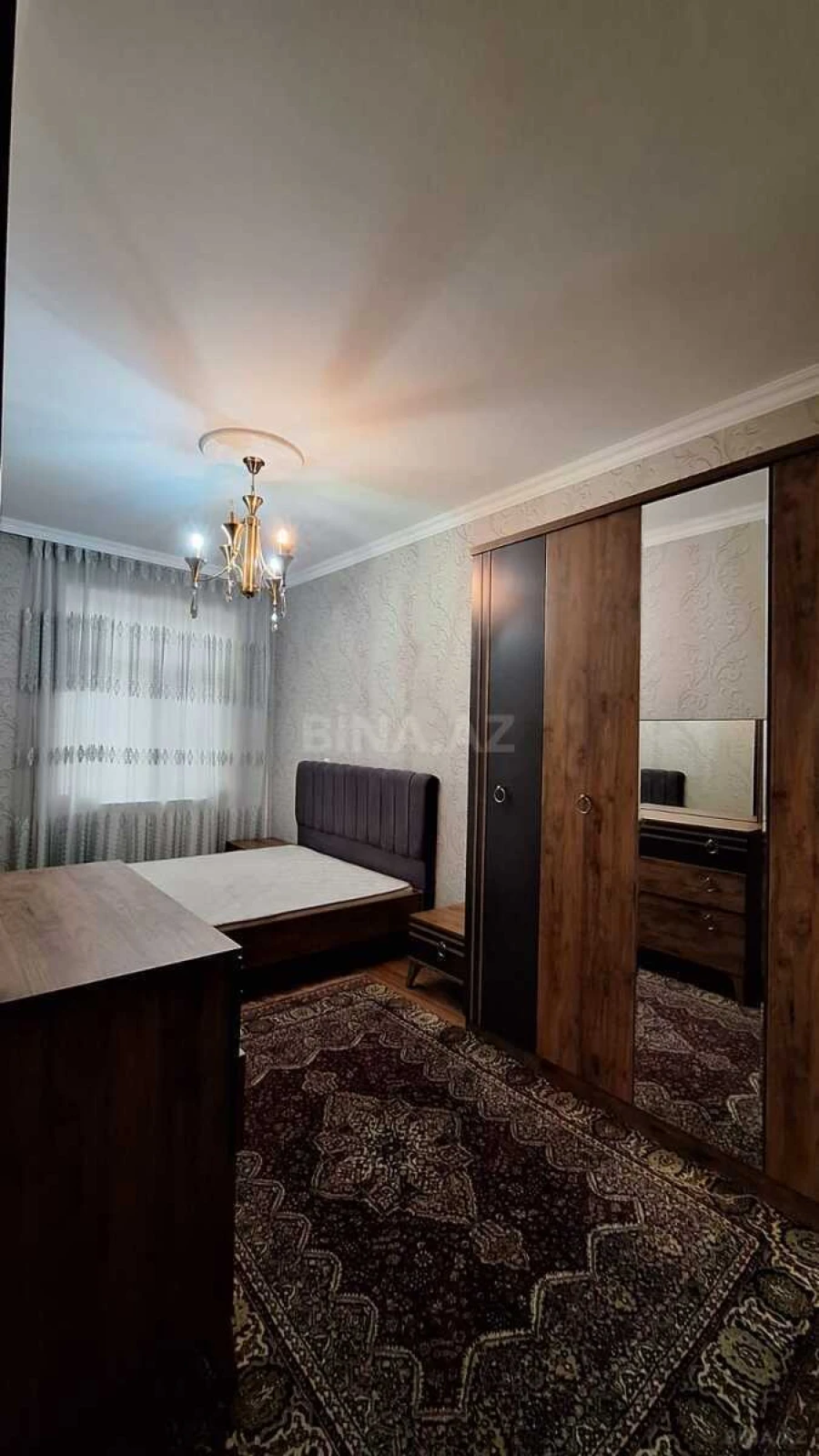 Satılır 2 otaqlı mənzil 74 m²