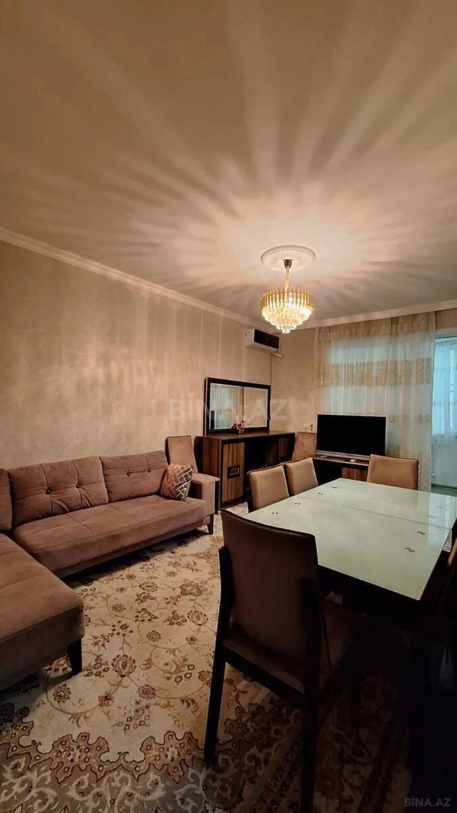 Satılır 2 otaqlı mənzil 74 m²
