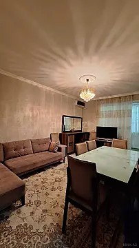 Satılır 2 otaqlı mənzil 74 m²