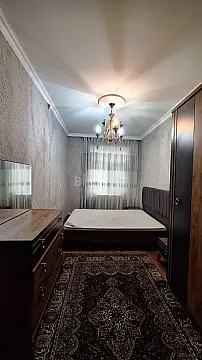 Satılır 2 otaqlı mənzil 74 m²