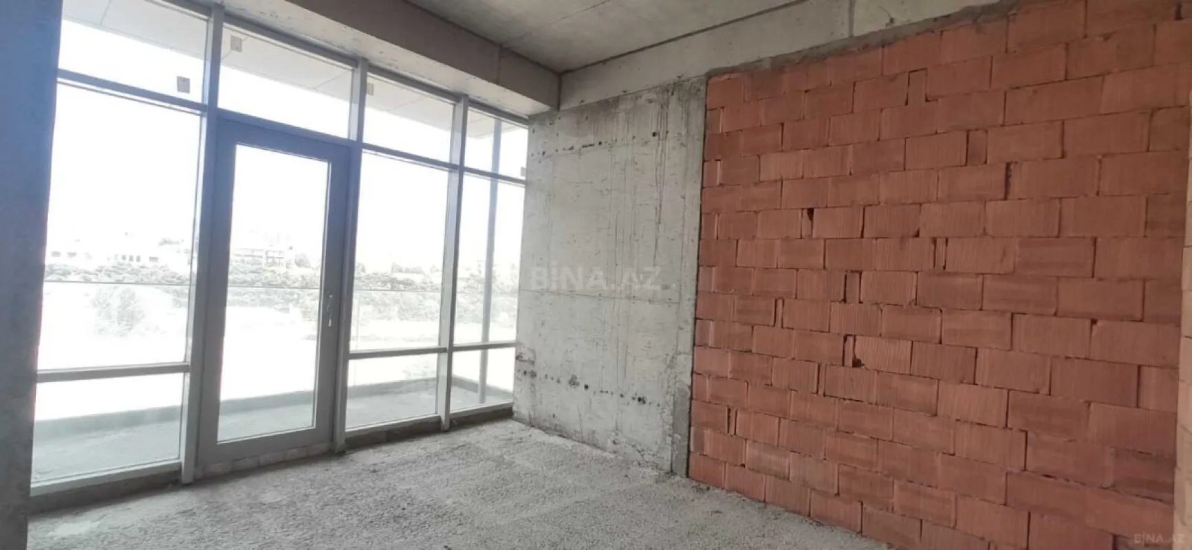 Satılır 2 otaqlı mənzil 94 m²