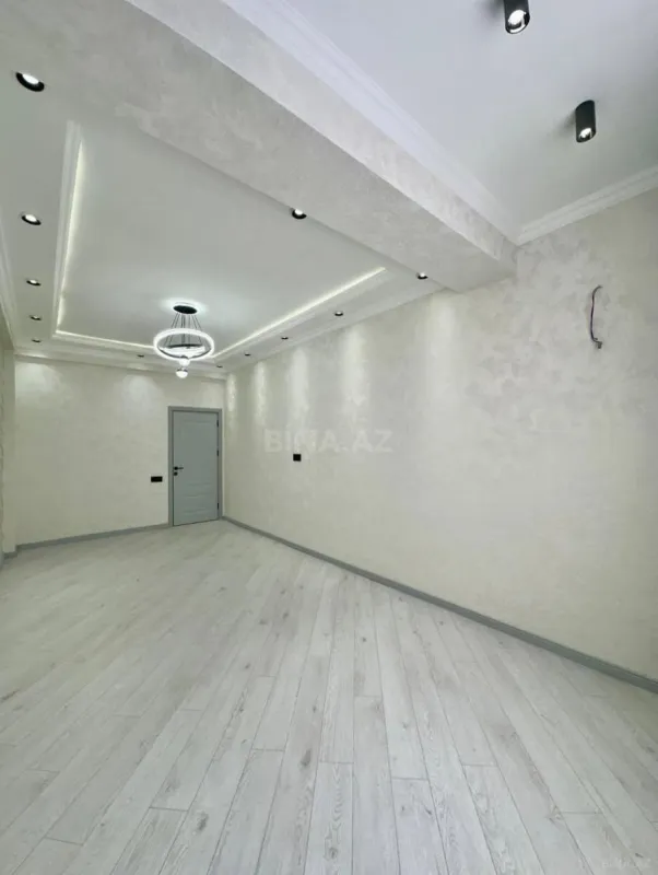 Satılır 3 otaqlı mənzil 98 m²