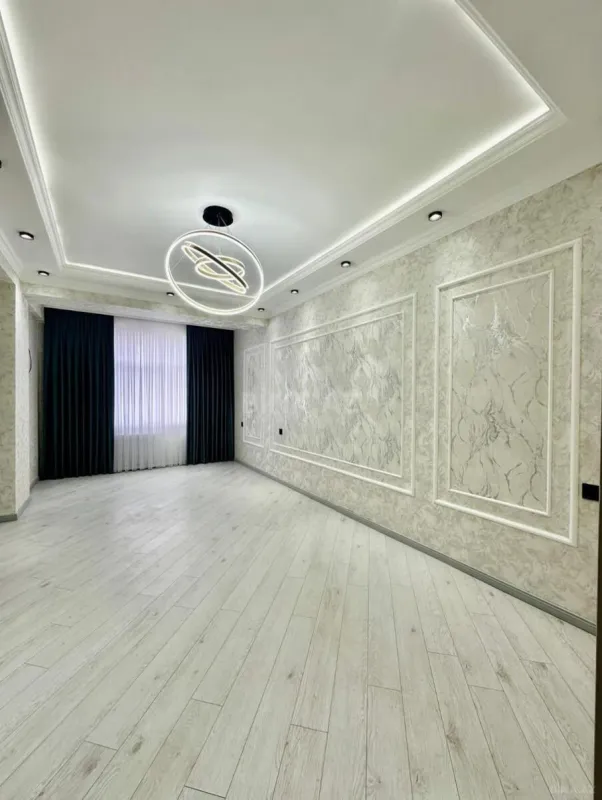 Satılır 3 otaqlı mənzil 98 m²