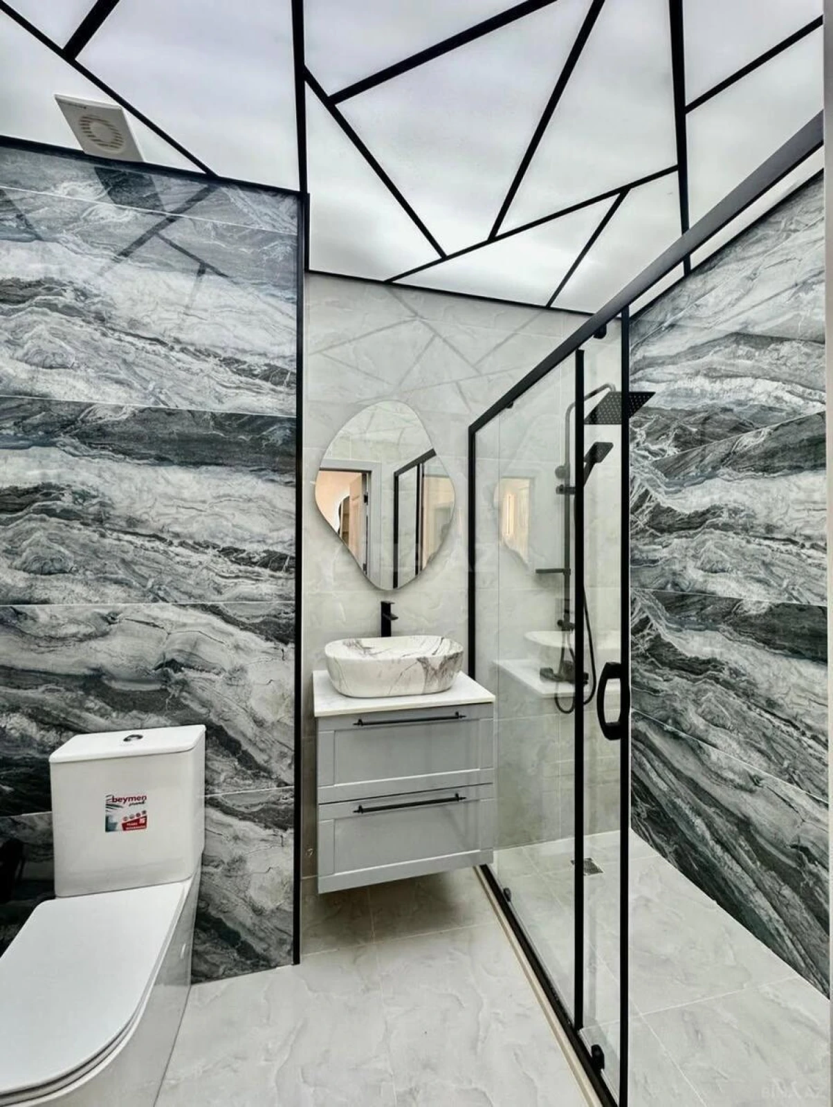 Satılır 3 otaqlı mənzil 98 m²