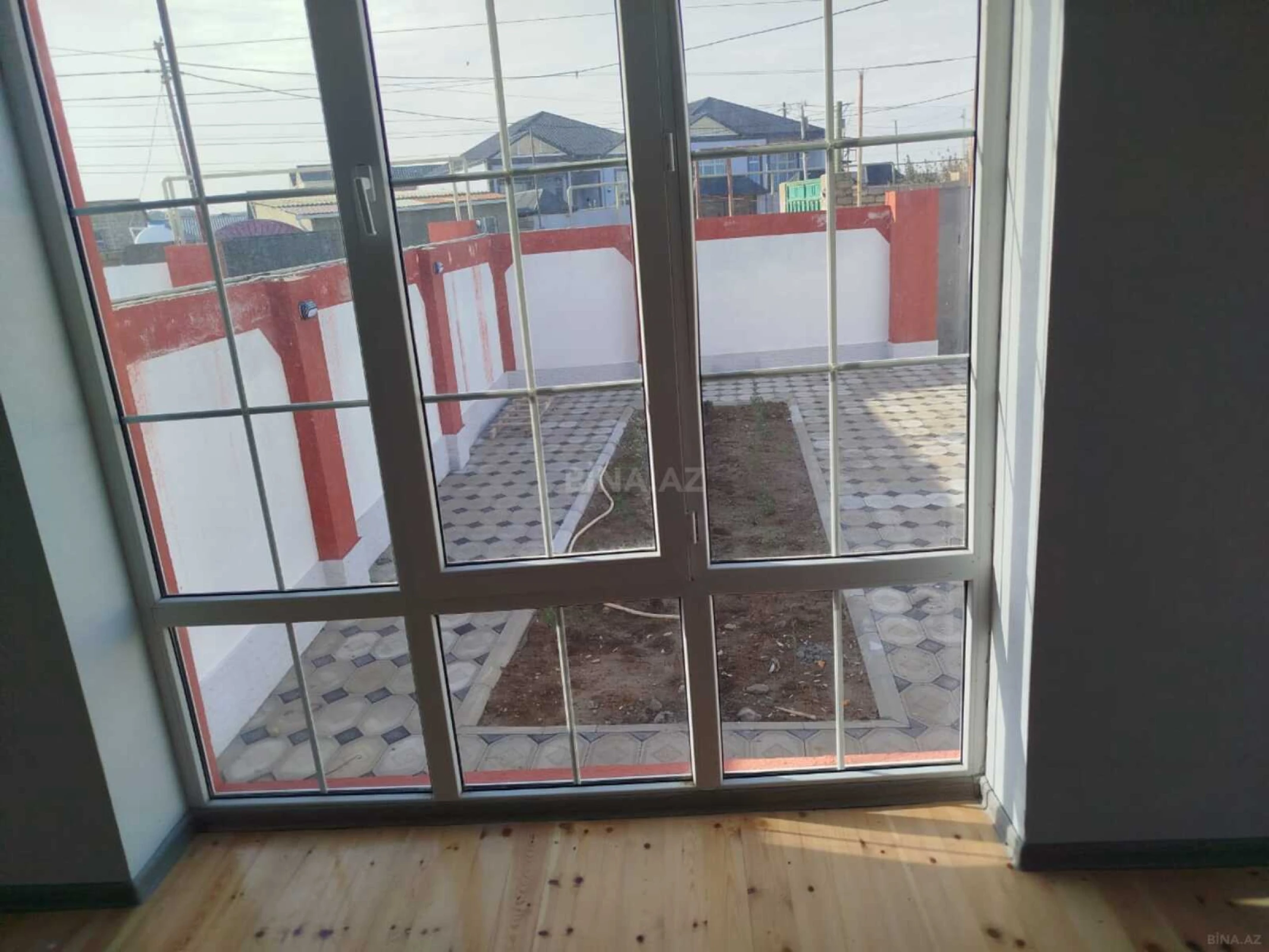 Satılır 4 otaqlı həyət evi 108 m²