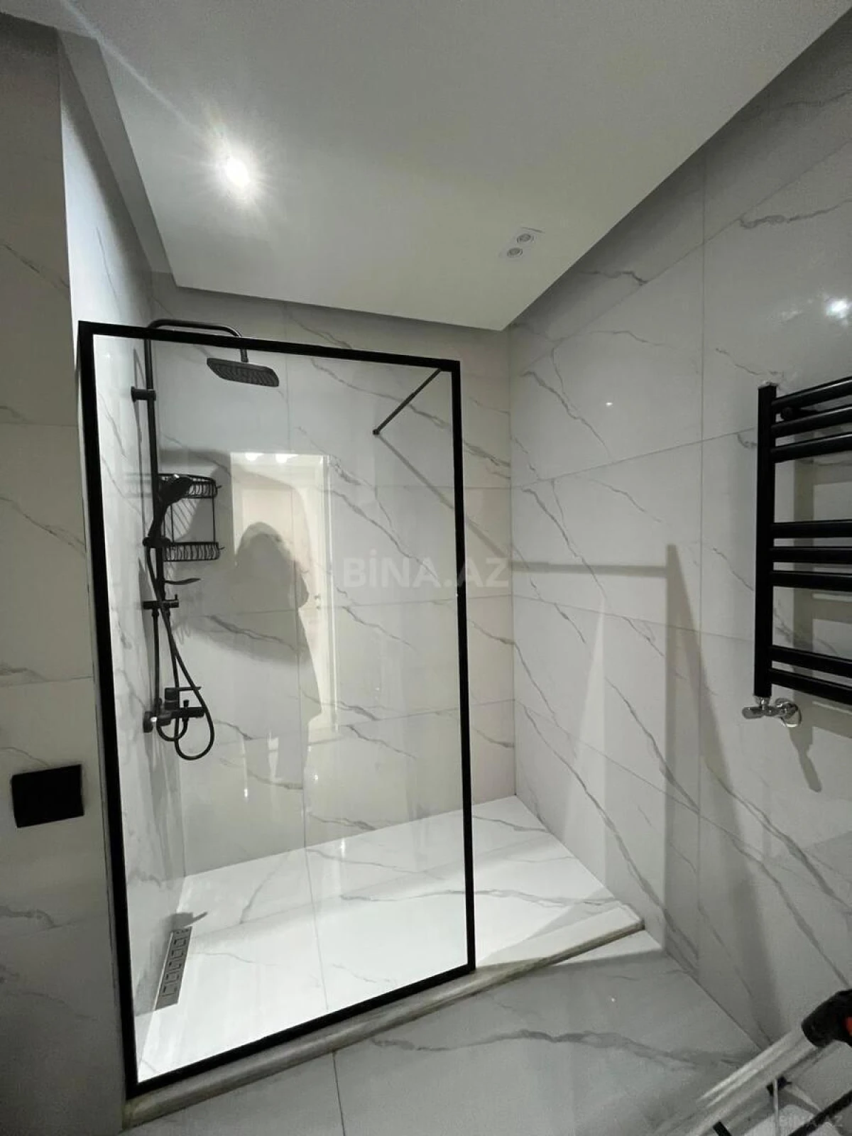 Kirayə verilir 3 otaqlı mənzil 130 m²