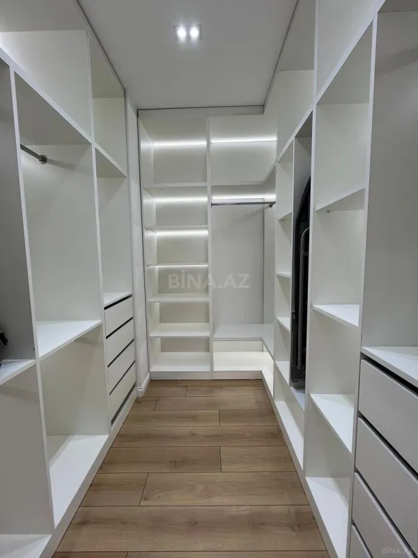 Kirayə verilir 3 otaqlı mənzil 130 m²