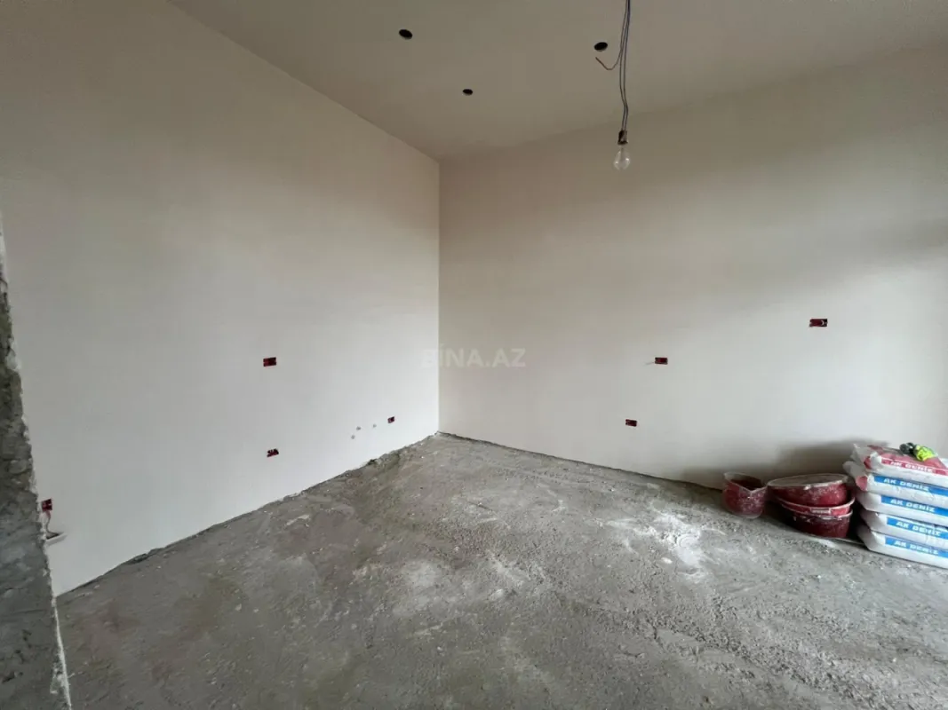 Satılır 6 otaqlı həyət evi 220 m²