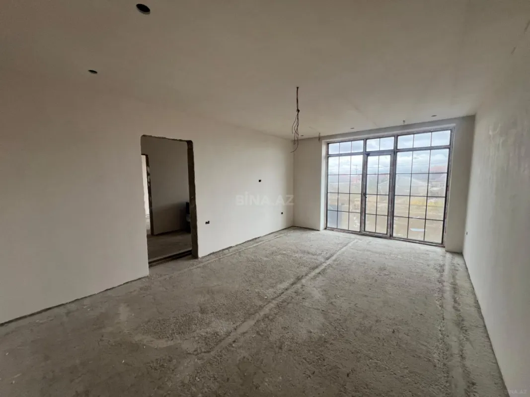 Satılır 6 otaqlı həyət evi 220 m²