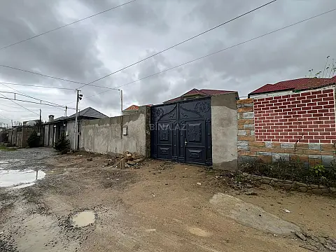 Satılır 6 otaqlı həyət evi 220 m²