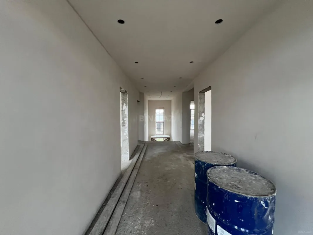 Satılır 6 otaqlı həyət evi 220 m²
