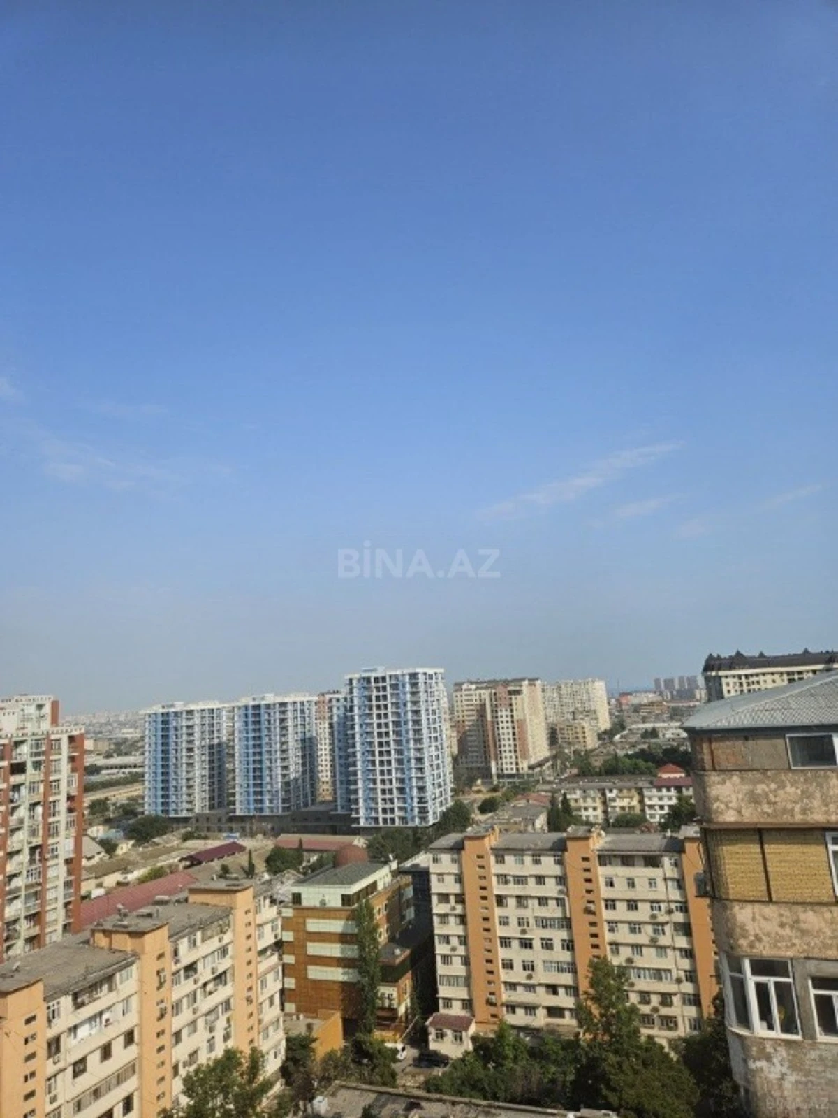 Satılır 3 otaqlı mənzil 113 m²