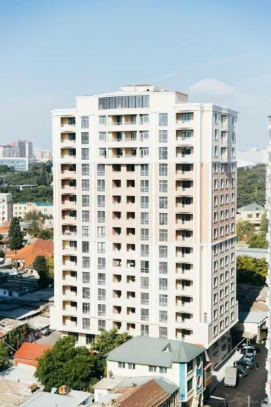 Satılır 3 otaqlı mənzil 113 m²