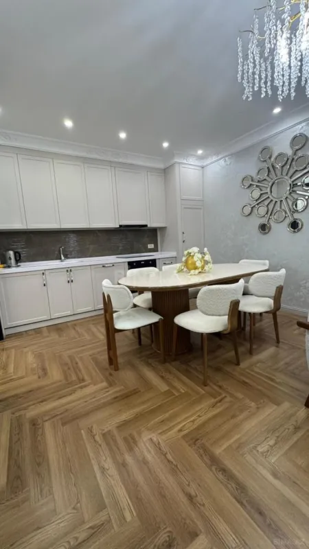 Satılır 3 otaqlı mənzil 110 m²