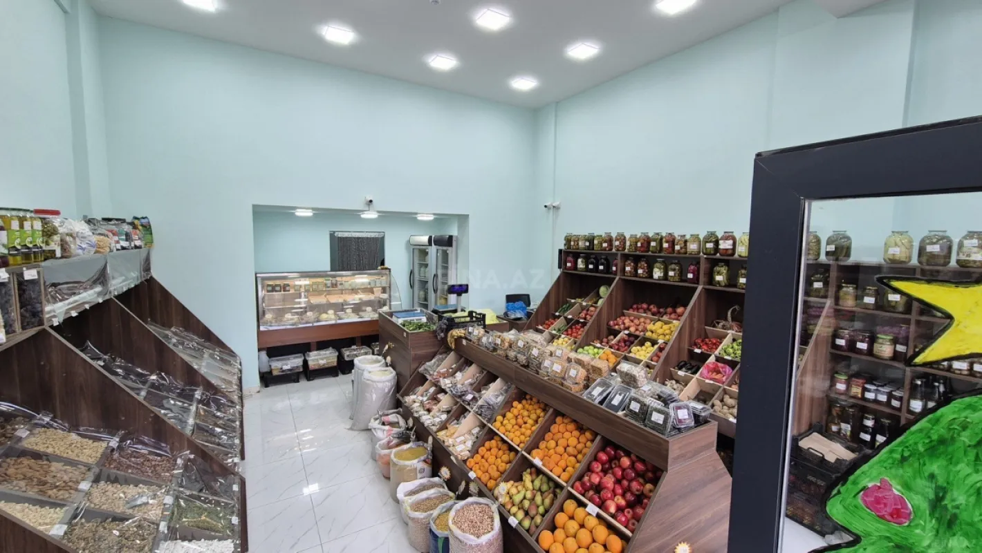 Satılır obyekt 61 m²