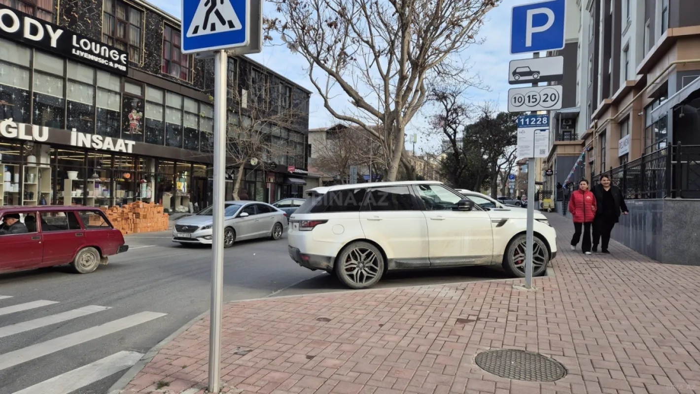 Satılır obyekt 61 m²