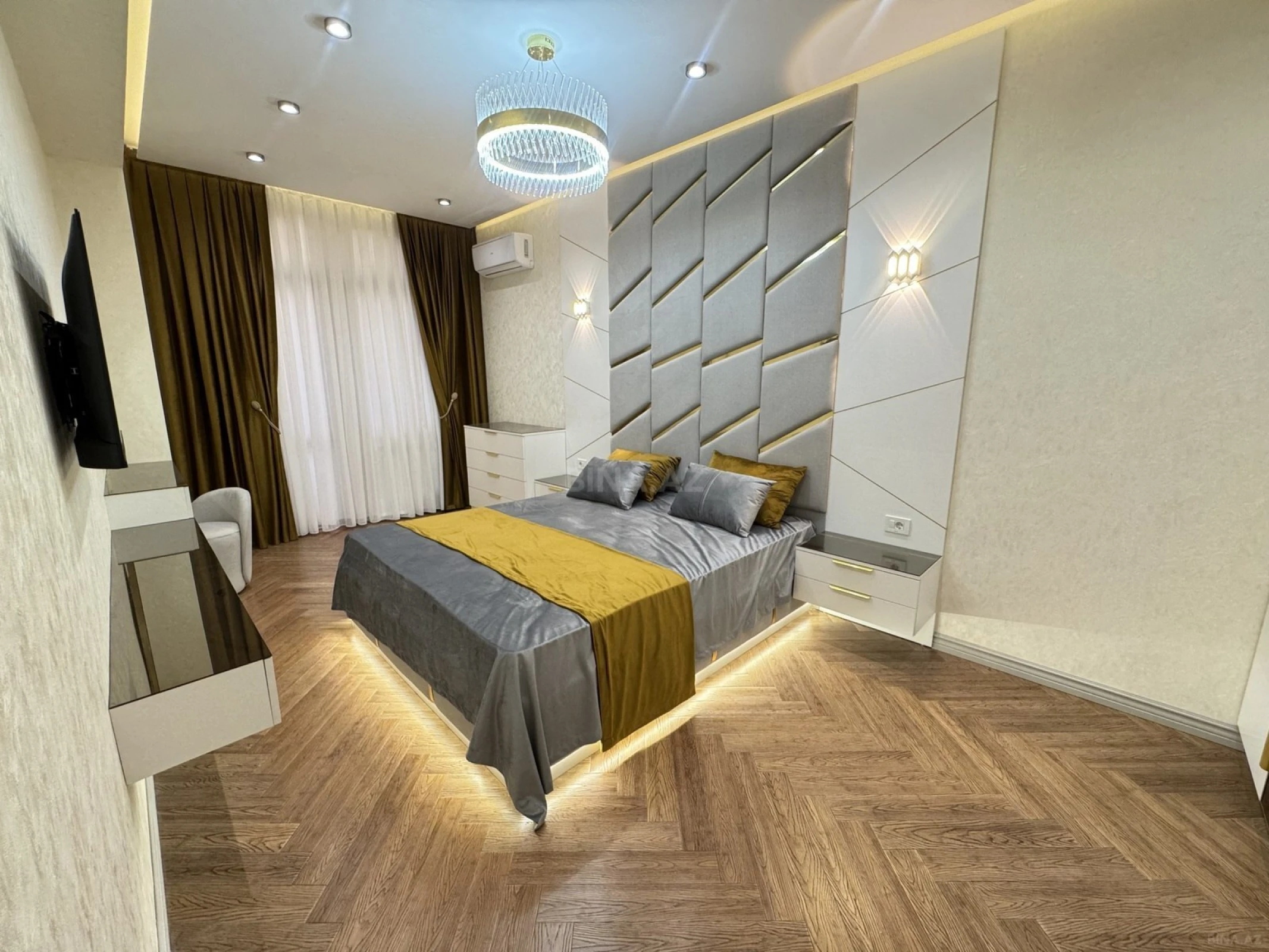 Satılır 3 otaqlı mənzil 108 m²