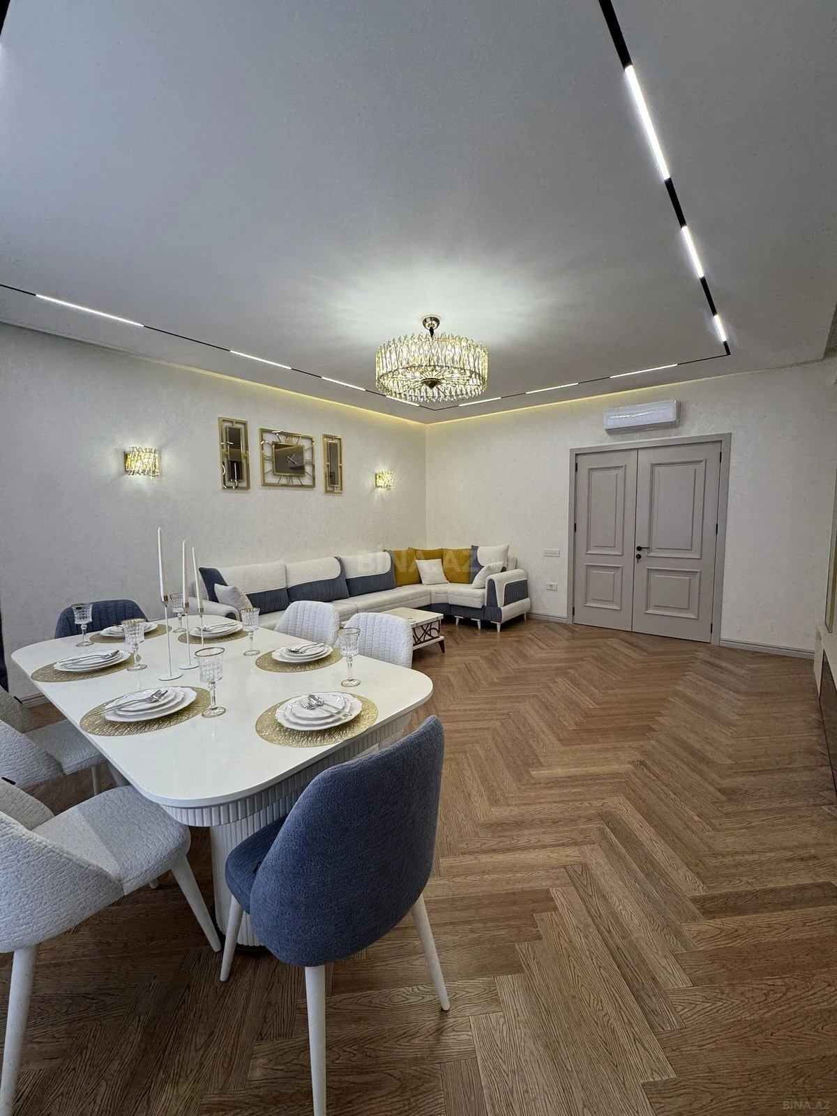 Satılır 3 otaqlı mənzil 108 m²