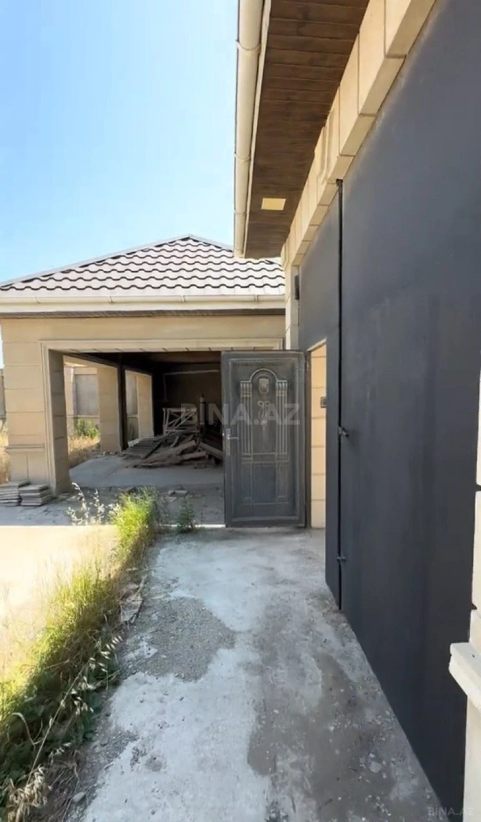 Satılır 6 otaqlı həyət evi 360 m²