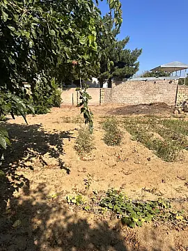 Satılır torpaq sahəsi 2 m²