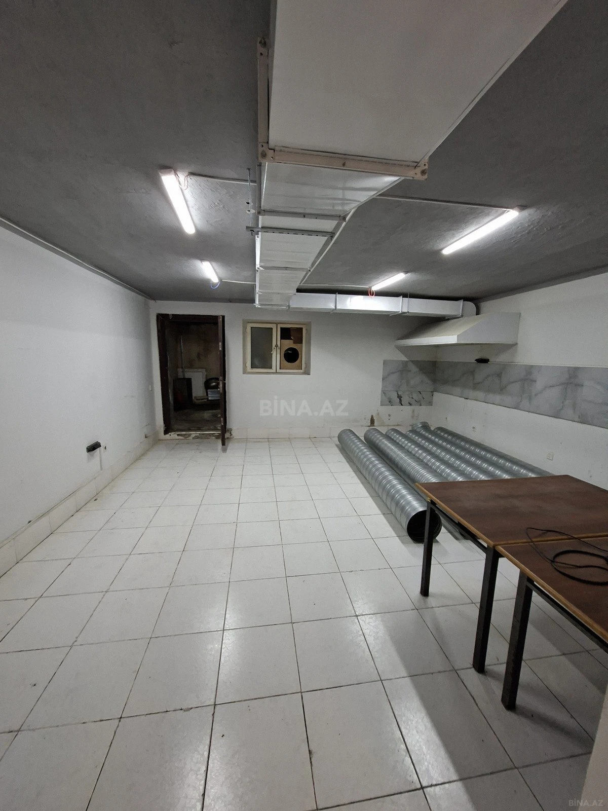 Kirayə verilir obyekt 70 m²