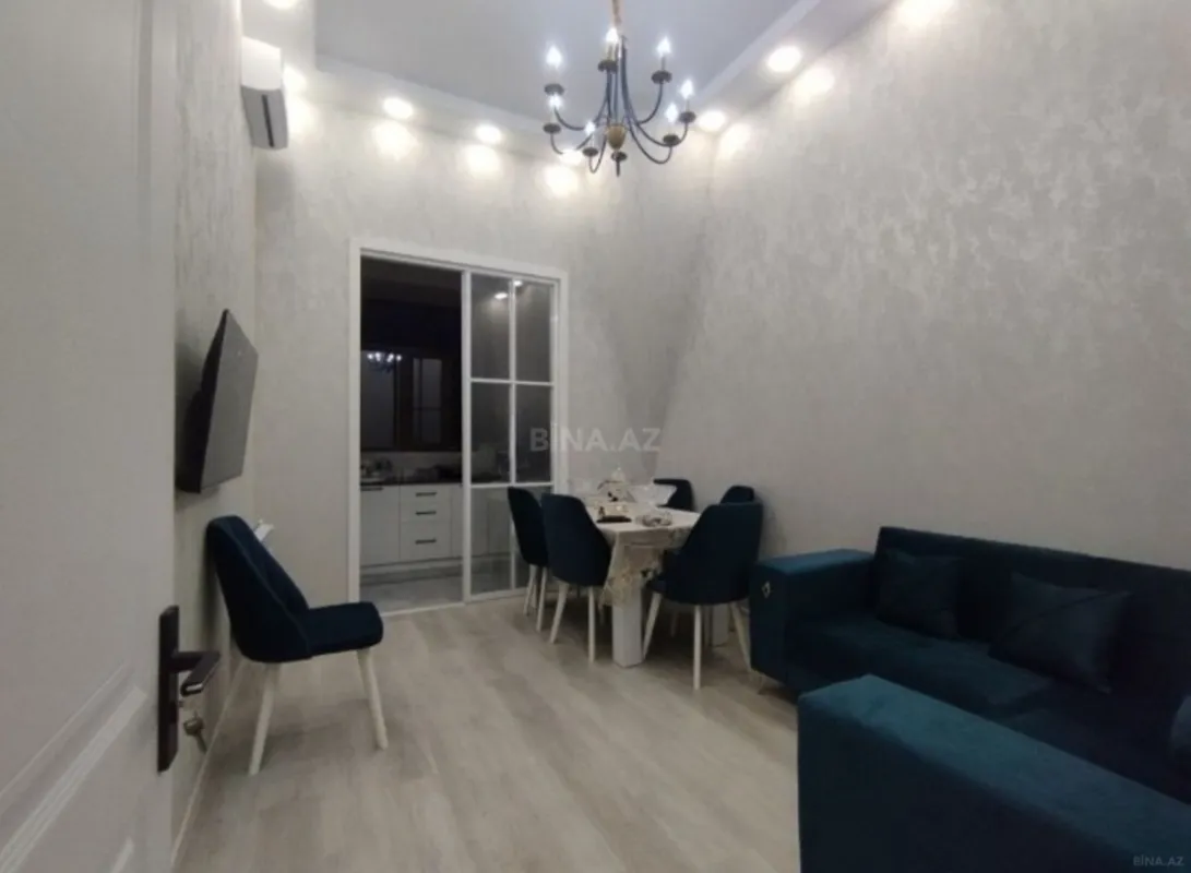 Satılır 2 otaqlı mənzil 55 m²