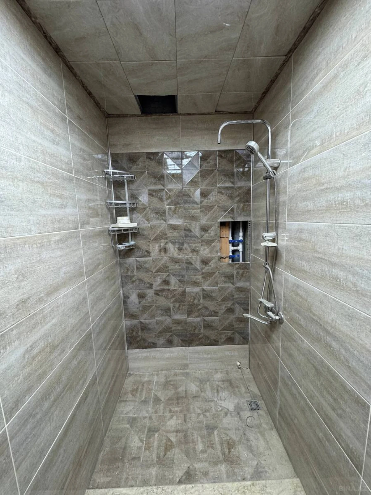 Satılır 2 otaqlı mənzil 56 m²