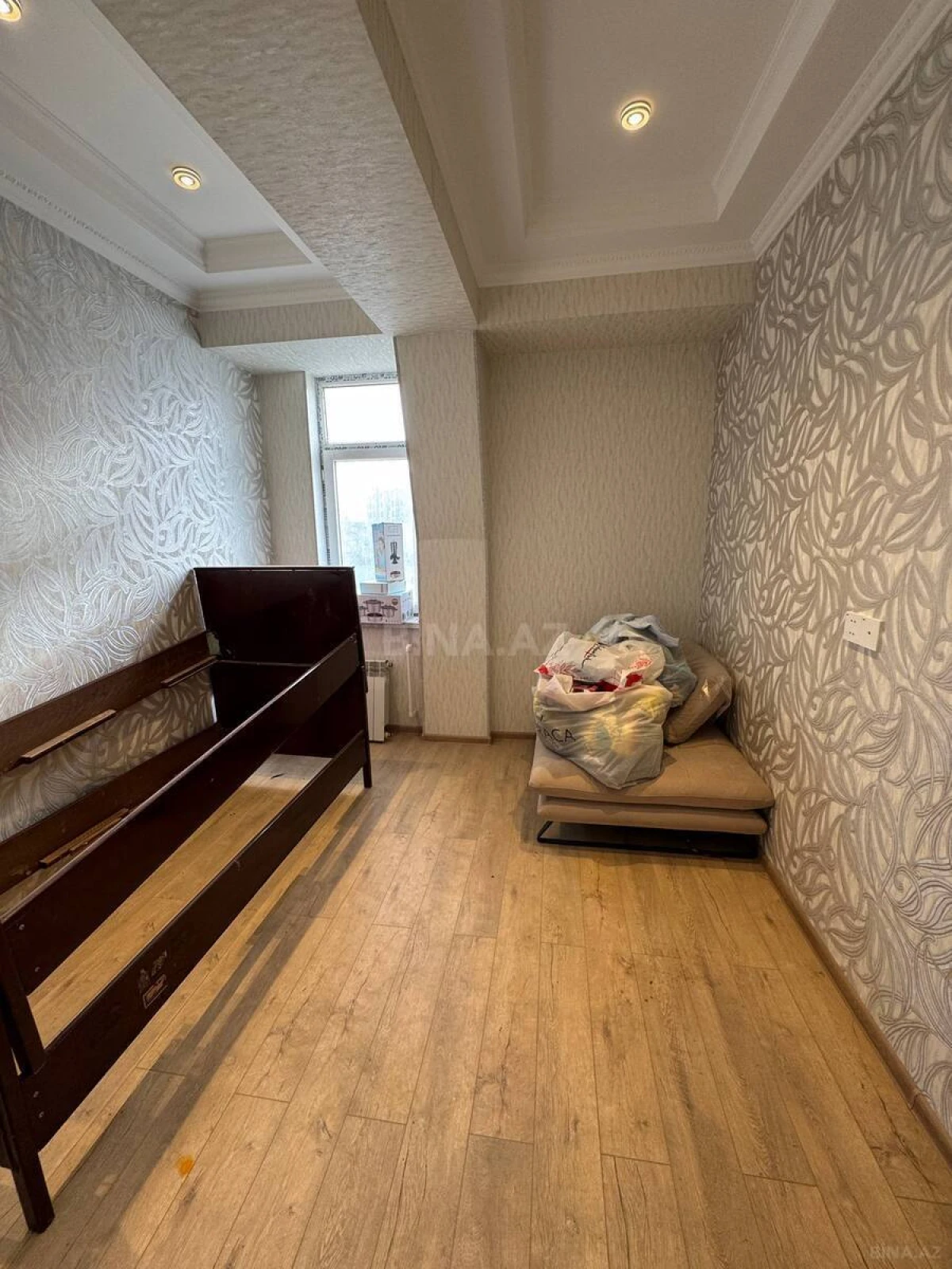 Satılır 2 otaqlı mənzil 56 m²