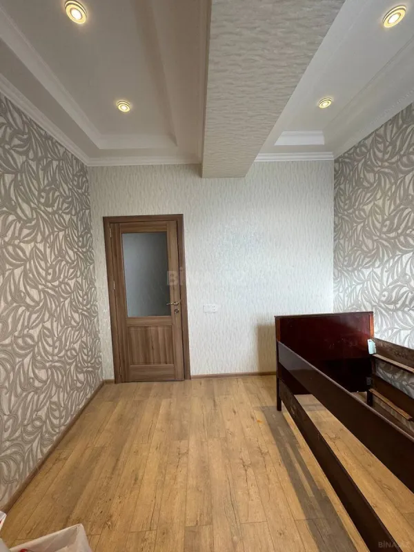 Satılır 2 otaqlı mənzil 56 m²