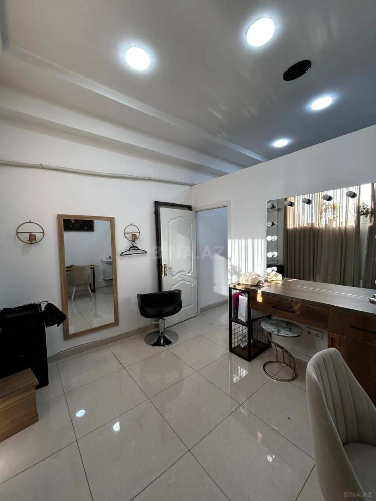 Kirayə verilir obyekt 100 m²