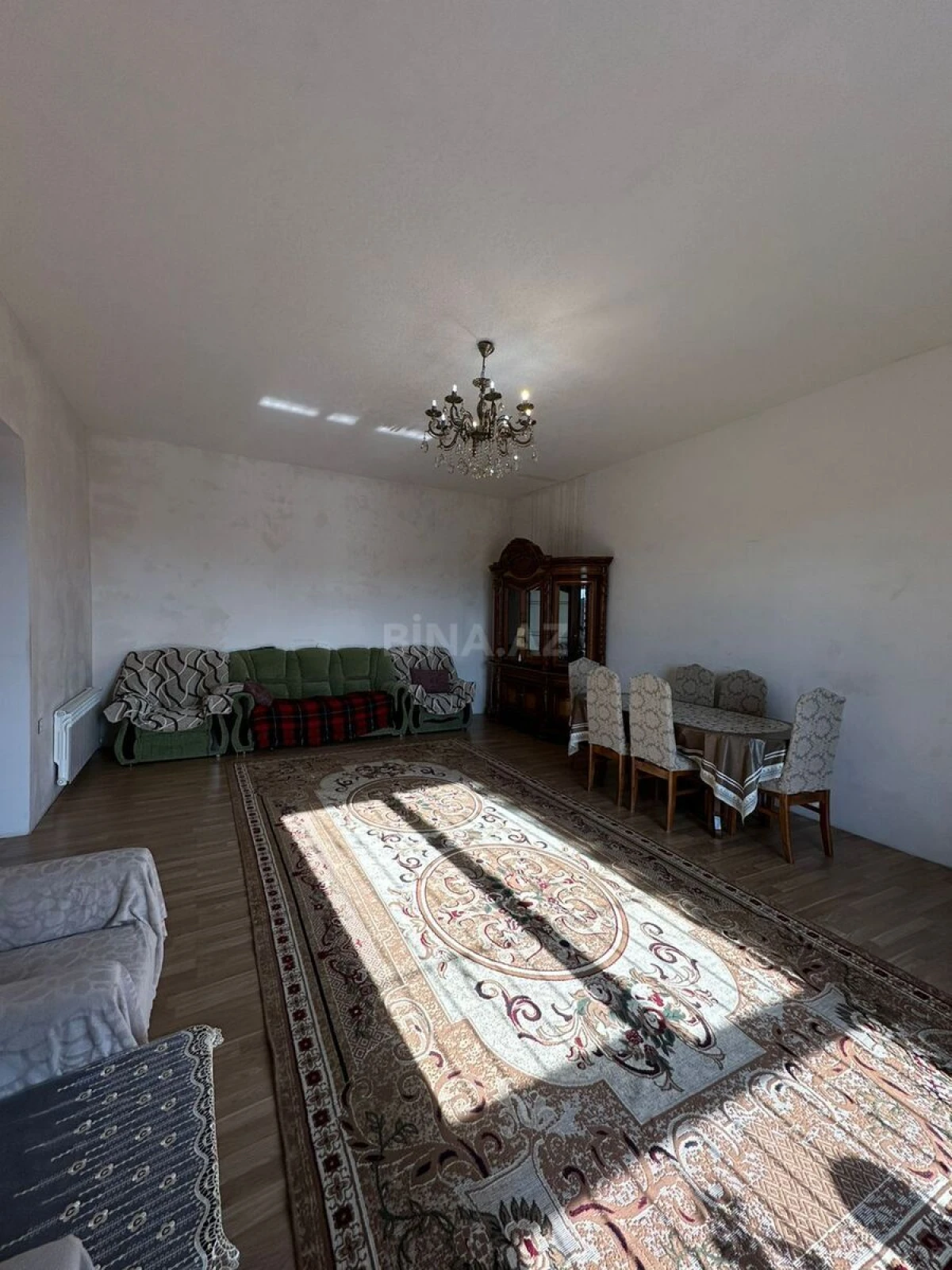 Satılır 5 otaqlı həyət evi 220 m²