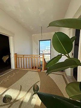 Satılır 5 otaqlı həyət evi 220 m²