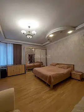 Satılır 3 otaqlı mənzil 140 m²