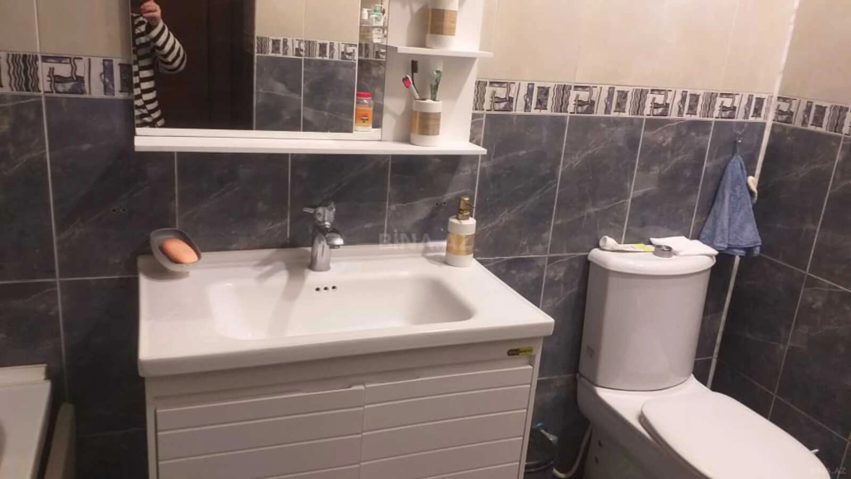 Satılır 3 otaqlı mənzil 140 m²