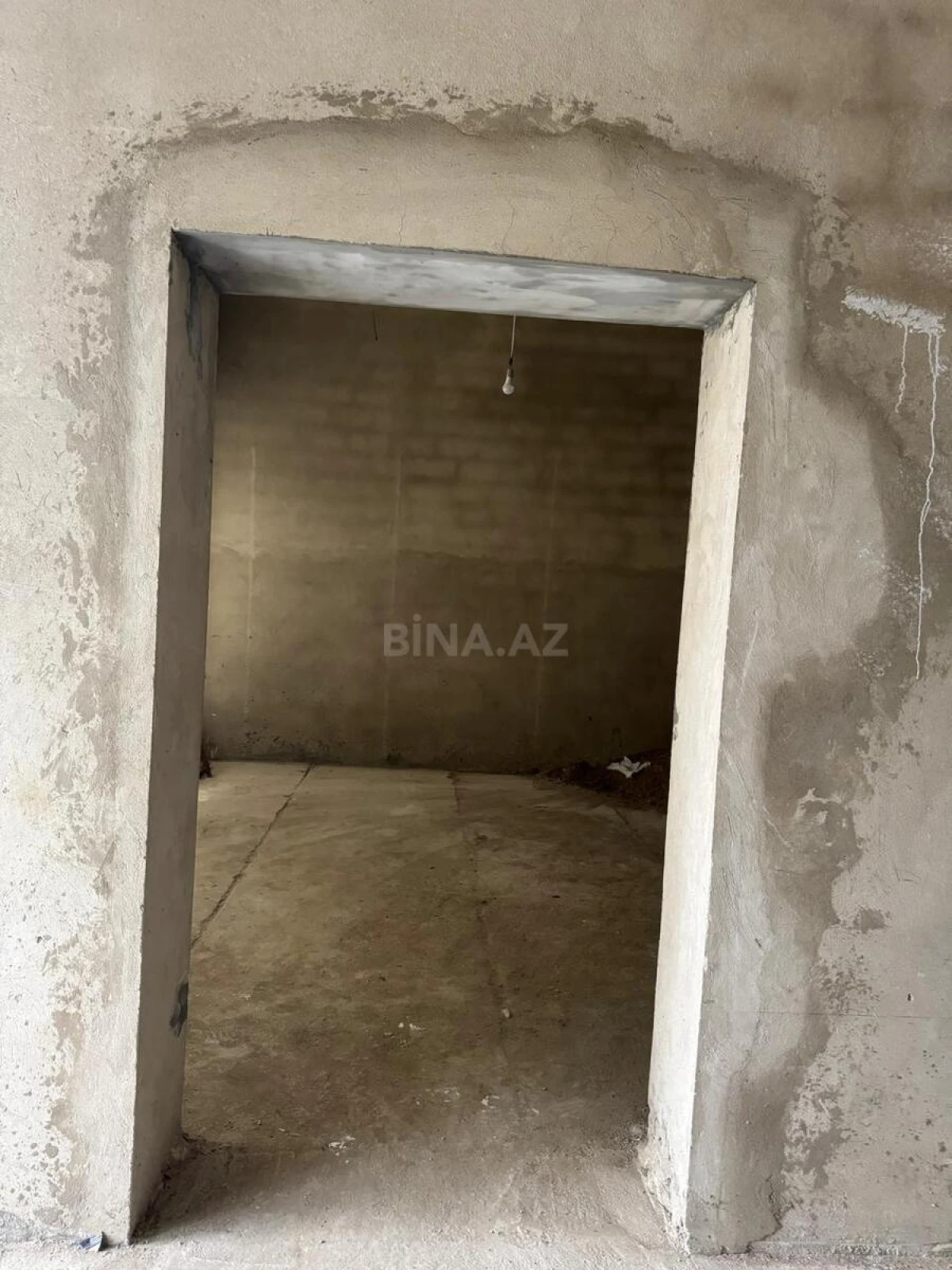 Satılır obyekt 350 m²