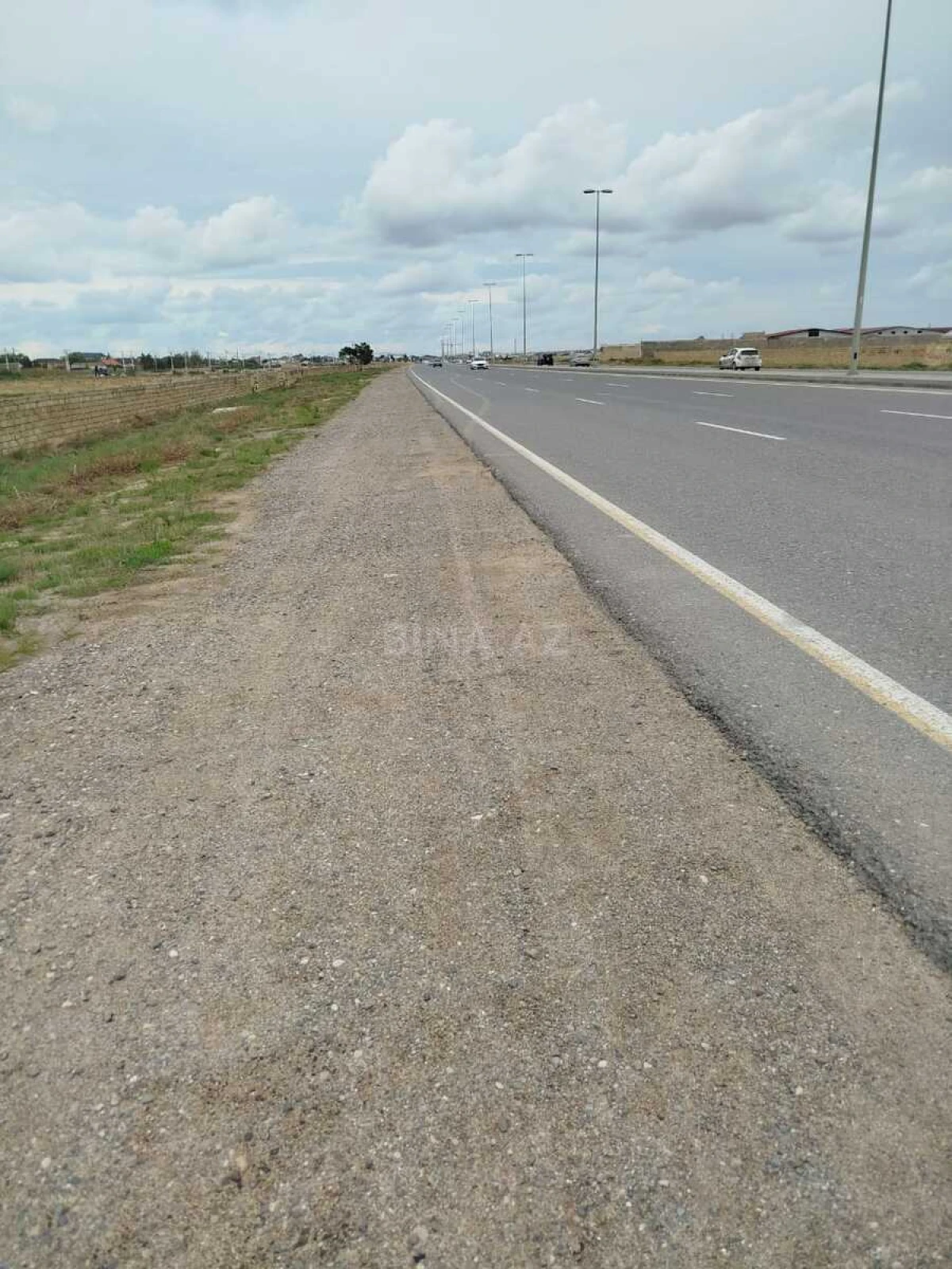 Satılır torpaq sahəsi 15 m²