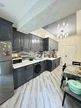 Satılır 4 otaqlı mənzil 128 m²