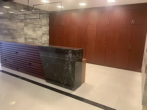 Satılır 3 otaqlı mənzil 157 m²
