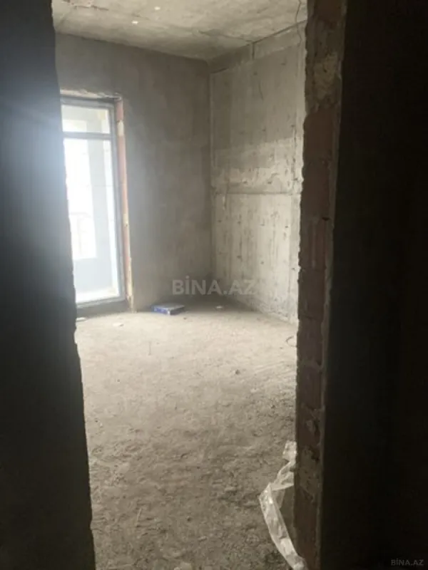 Satılır 3 otaqlı mənzil 157 m²