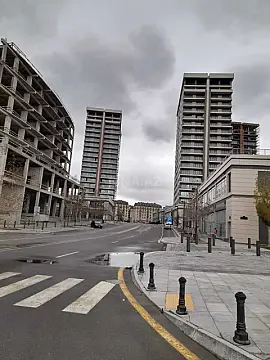 Satılır 3 otaqlı mənzil 157 m²