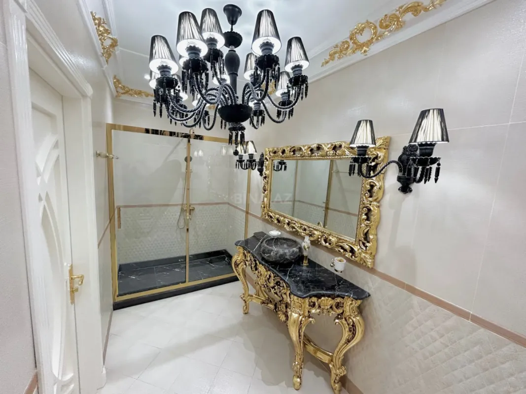 Kirayə verilir 4 otaqlı mənzil 200 m²