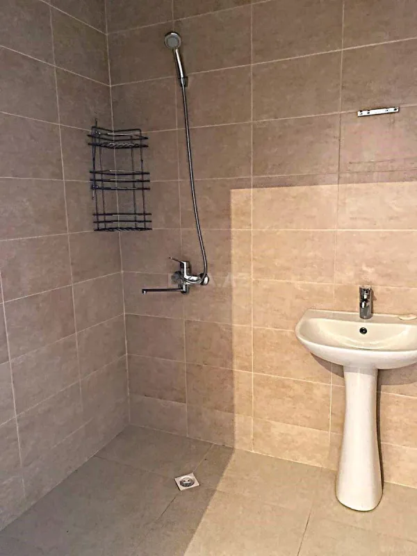 Kirayə verilir 3 otaqlı ofis 66 m²