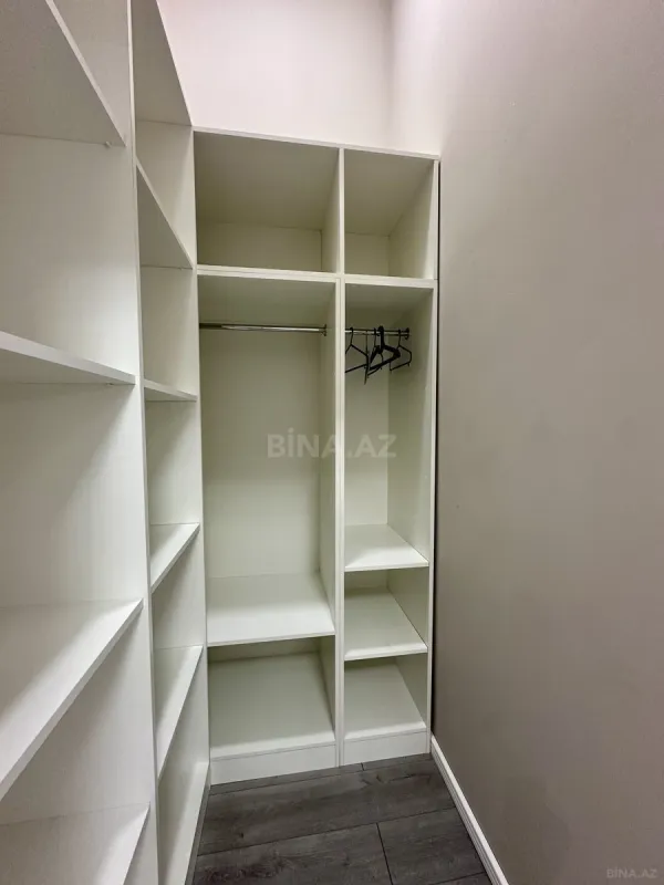 Satılır 5 otaqlı həyət evi 210 m²