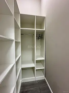 Satılır 5 otaqlı həyət evi 210 m²