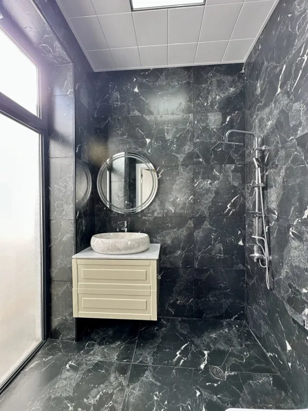 Satılır 5 otaqlı həyət evi 210 m²