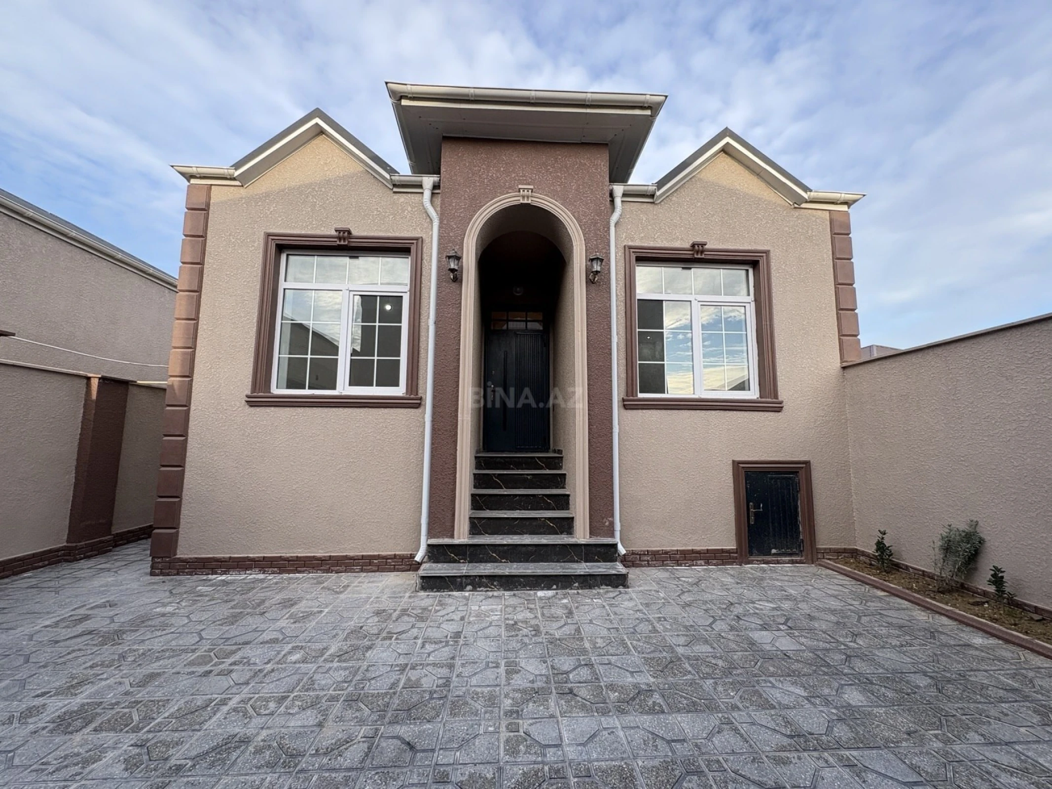 Satılır 3 otaqlı həyət evi 76 m²