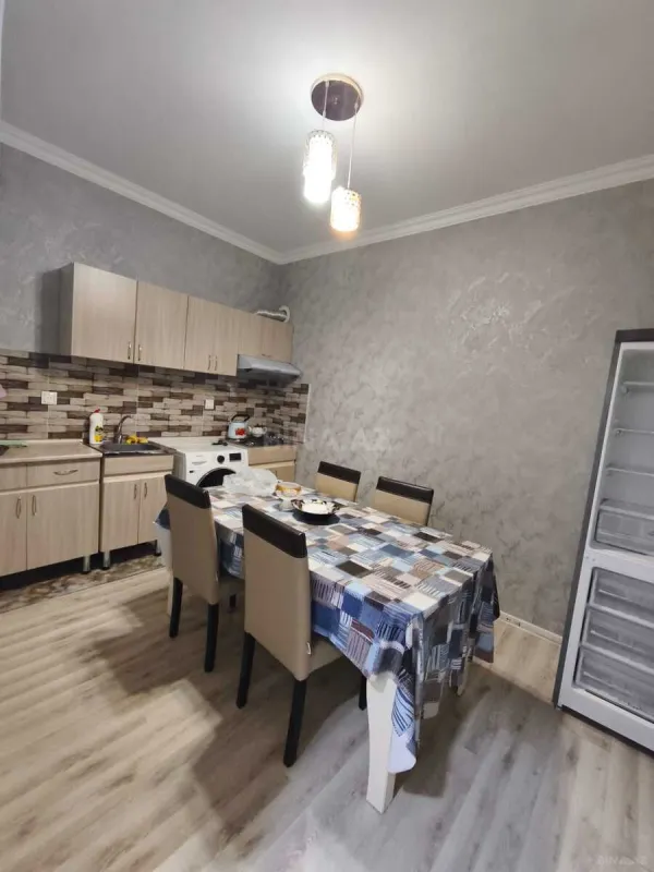 Satılır 2 otaqlı həyət evi 65 m²