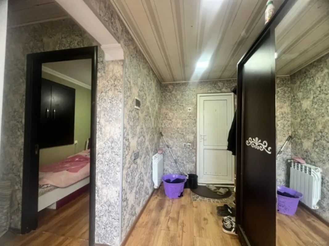 Satılır 5 otaqlı həyət evi 200 m²